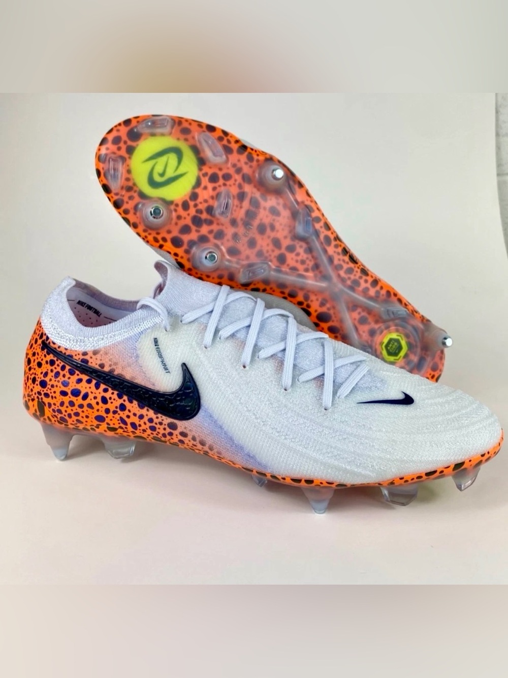 Nike Phantom GX II Elite SG Pro Electric Orange Cleats OLY HF4836-900 US 7 NEW